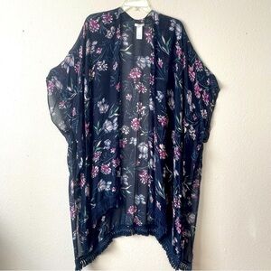 MAURICE’S Women’s Floral Navy Kimono w Fringe High-Low Hem